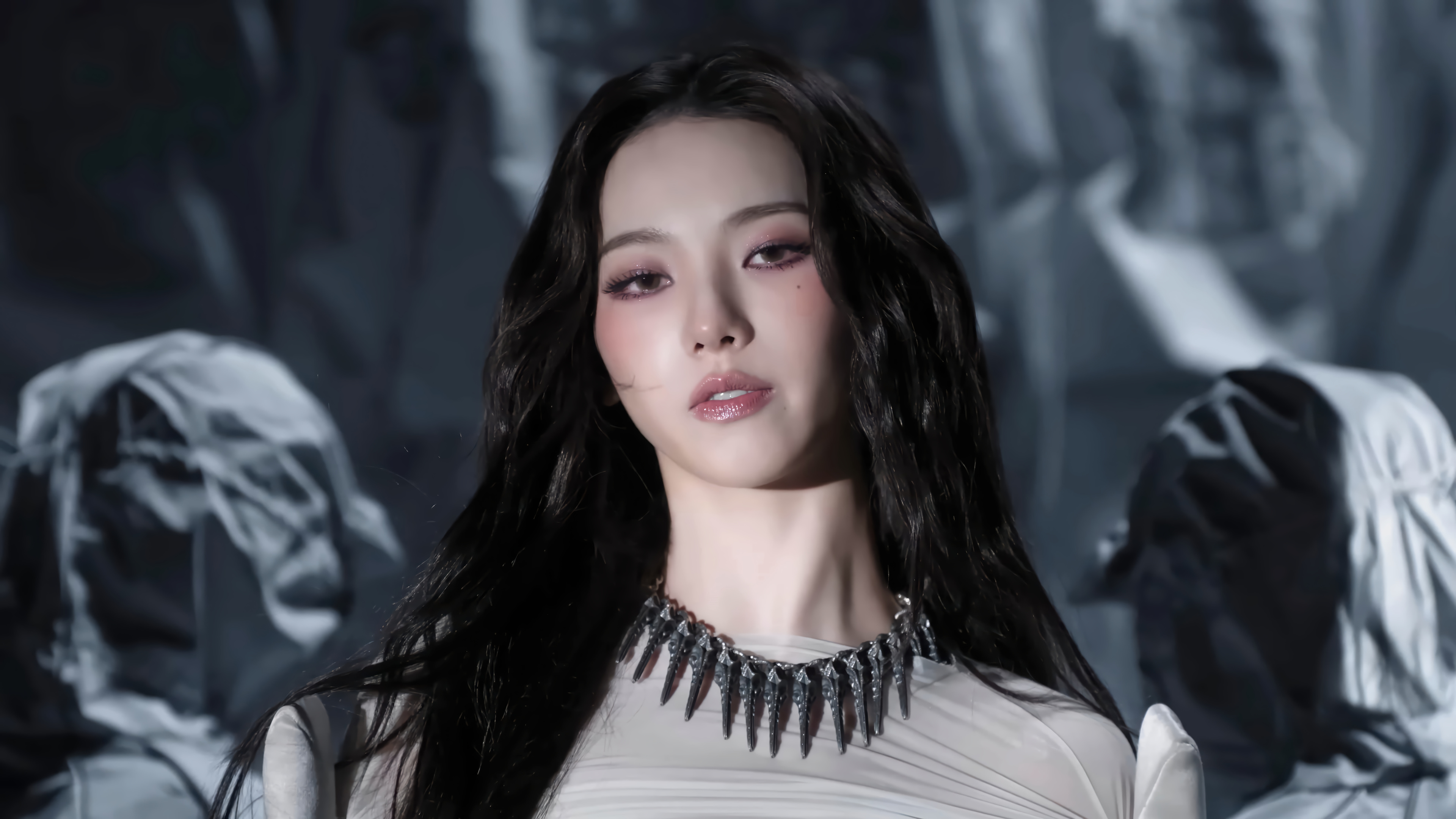 Unsupervised adversarial domain adaptation——对抗生成跨域泛化